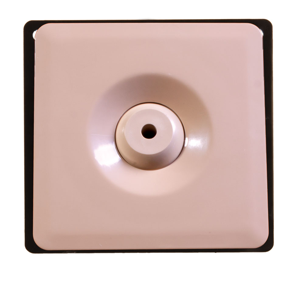 <b>Multi-Nozzle Adjustable Deck Jets<br></b>Square Face with Flange <b>Multi-Nozzle Adjustable Deck Jets<br></b>Square Face with Flange