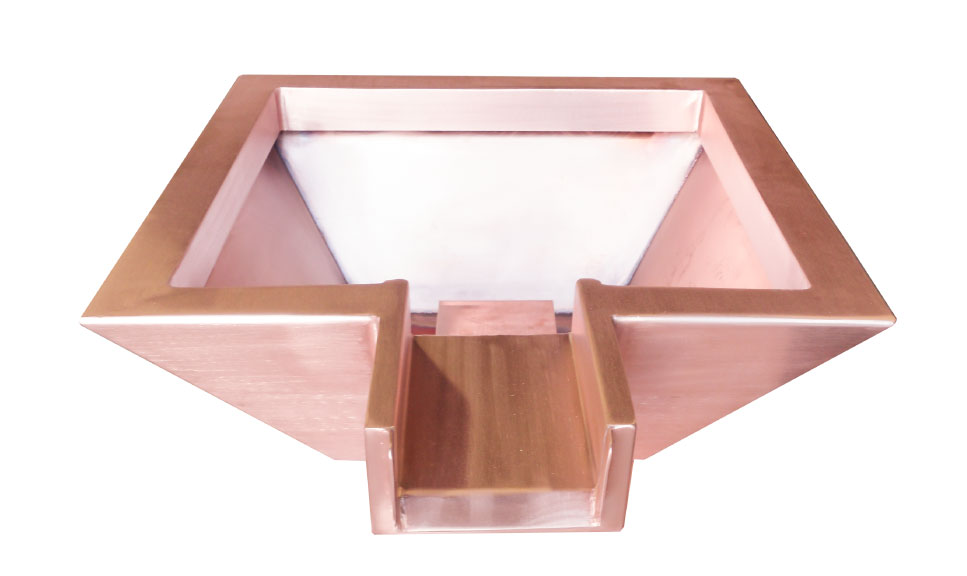 <b>Extended Lip Water Bowls</b><br>Square</br> <b>Extended Lip Water Bowls</b><br>Square</br>